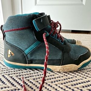 PLAE Kaiden waterproof boots size 1.5